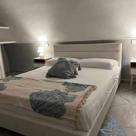 לינה וארוחת בוקר Orchidea Celeste 4*