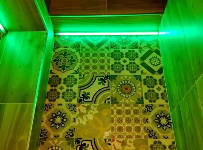 Orchidea Celeste Couette-café 4*